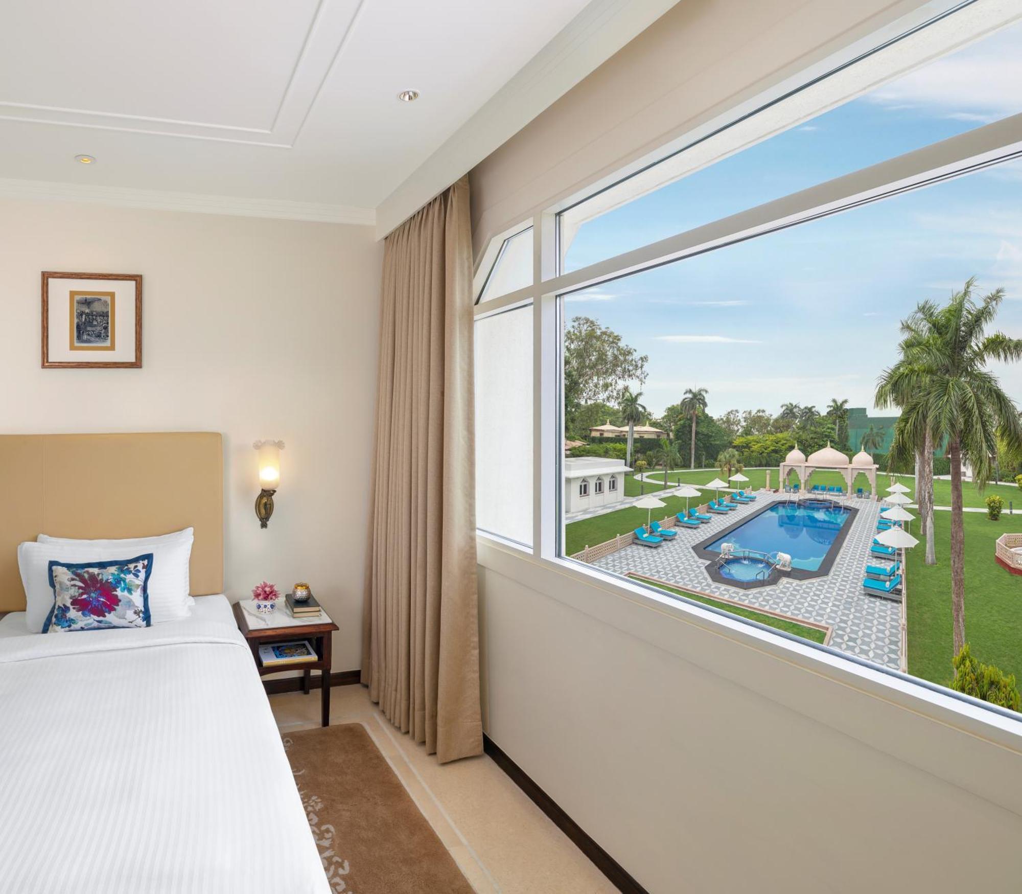 Tajview Agra-Ihcl Seleqtions Hotel Agra  Ngoại thất bức ảnh