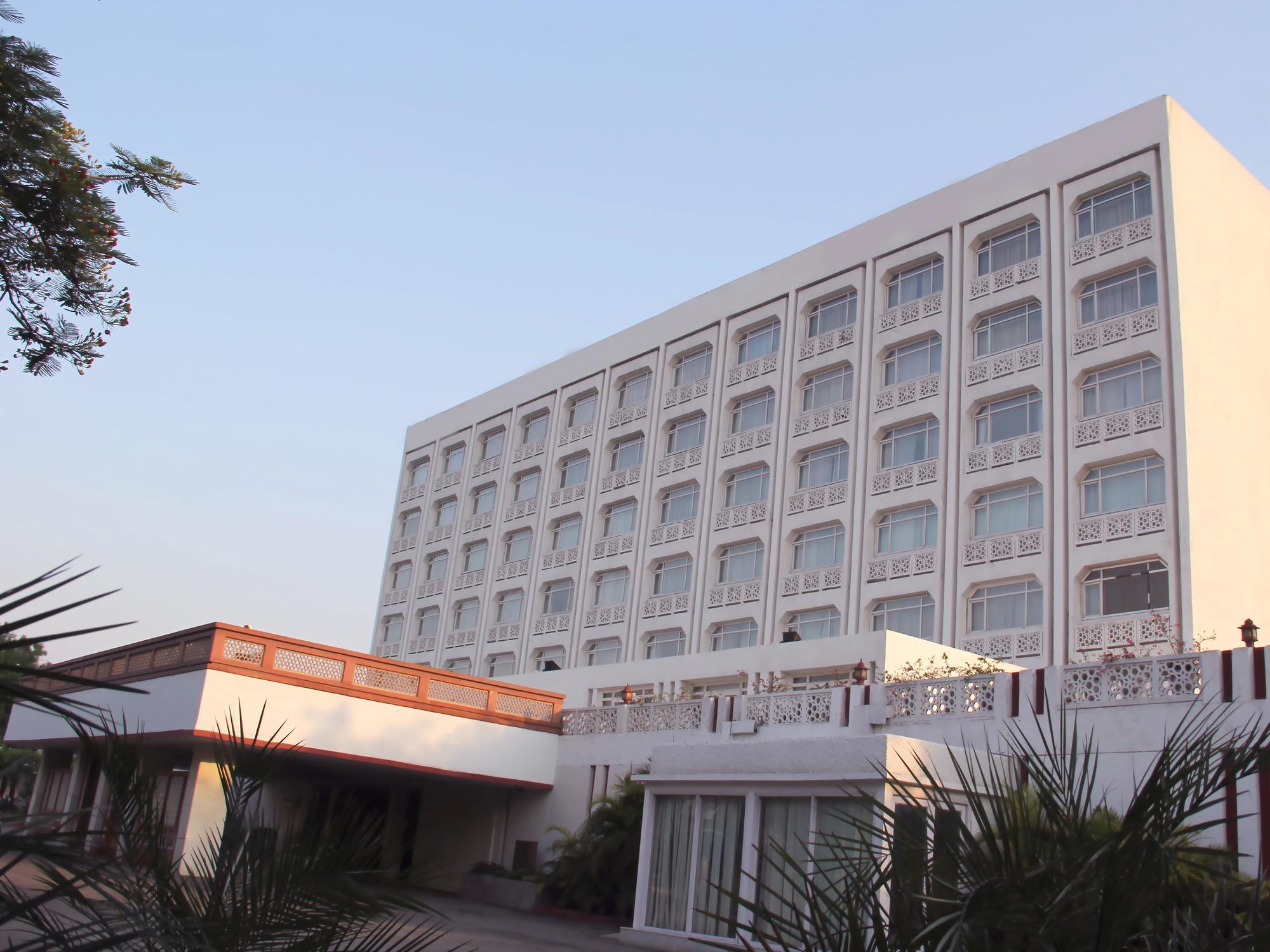 Tajview Agra-Ihcl Seleqtions Hotel Agra  Ngoại thất bức ảnh